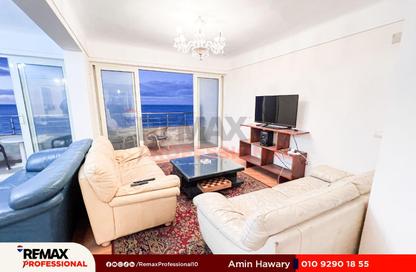 Apartment - 3 Bedrooms - 2 Bathrooms for sale in Al Geish Road - Camp Chezar - Hay Wasat - Alexandria