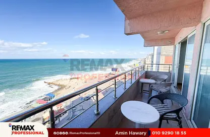 Apartment - 3 Bedrooms - 2 Bathrooms for sale in Al Geish Road - Camp Chezar - Hay Wasat - Alexandria