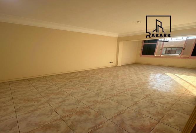 91864063 - Property Main Image