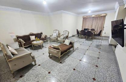 Apartment - 3 Bedrooms - 1 Bathroom for sale in Al Rasafa St. - Moharam Bek - Hay Wasat - Alexandria