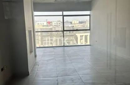 مساحات مكتبية - غرفة نوم - 1 حمام للايجار في كونكورد بلازا - المستثمرين الجنوبية - مدينة القاهرة الجديدة - القاهرة