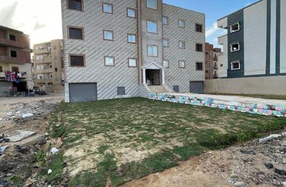 Whole Building - 3 Bedrooms - 1 Bathroom for sale in Al Ordonia Road - Neighborhood 7 - 10th of Ramadan City - Sharqia