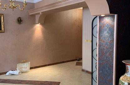 Apartment - 3 Bedrooms - 2 Bathrooms for sale in Al Nasr Road - El Estad - Nasr City - Cairo