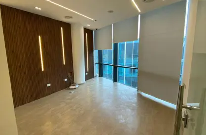 مساحات مكتبية - 3 غرف نوم - 1 حمام للايجار في ريتزي - شارع الشباب - الشيخ زايد - الجيزة