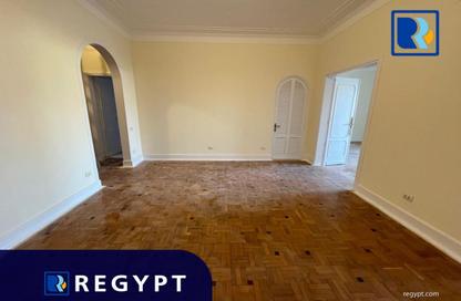 Apartment - 2 Bedrooms - 2 Bathrooms for rent in Hassan Assem St. - Zamalek - Cairo