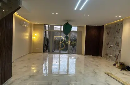 Villa - 3 Bedrooms - 4 Bathrooms for rent in Mountain View iCity - 5th Settlement Compounds - The 5th Settlement - New Cairo City - Cairo