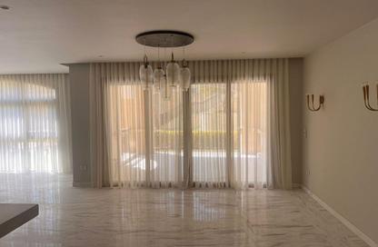 Apartment - 3 Bedrooms - 4 Bathrooms for rent in Uptown Cairo - Mokattam - Cairo