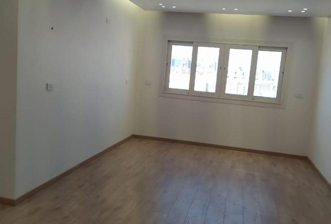 73765455 - صورة العقار 2