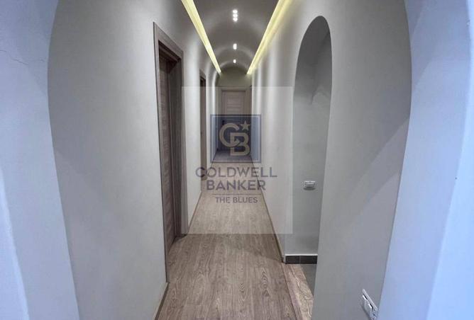 97440208 - Property Image 3