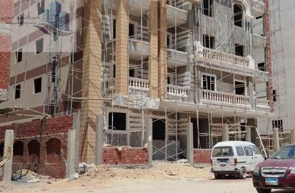 Apartment - 3 Bedrooms - 3 Bathrooms for sale in 4th Neighborhood - 5th Area - Shorouk City - Cairo