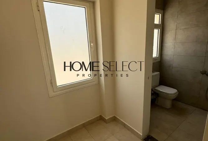73768615 - Property Image 2