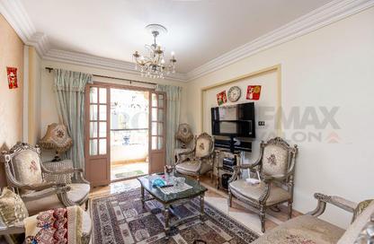 Apartment - 3 Bedrooms - 2 Bathrooms for sale in Miami - Hay Awal El Montazah - Alexandria