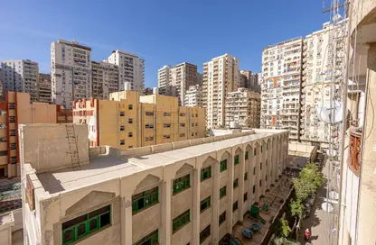 شقة - 3 غرف نوم - 2 حمامات للبيع في ميامي - حي اول المنتزة - الاسكندرية