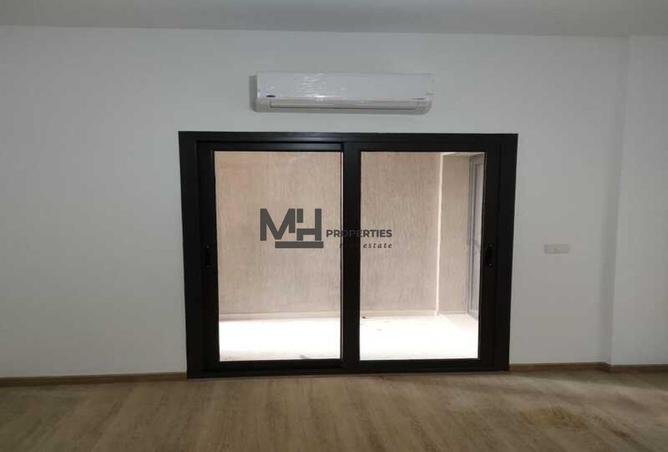 63881437 - Property Main Image