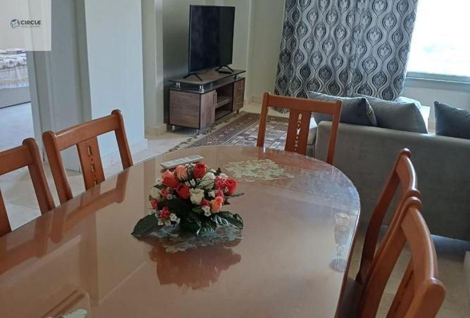 107122407 - Property Image 3