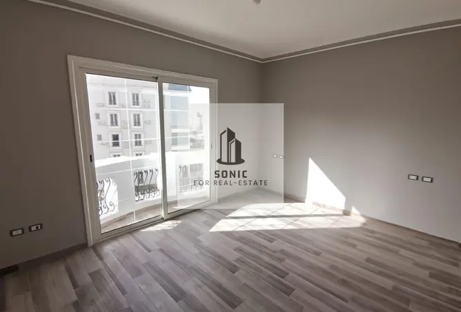 118812746 - Property Image 2