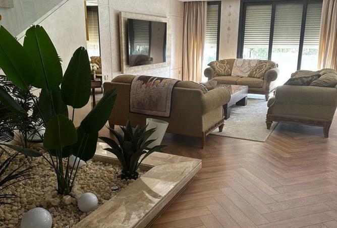 83667283 - Property Image 3