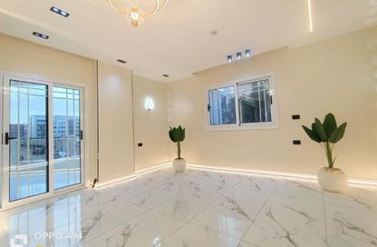 Apartment - 3 Bedrooms - 3 Bathrooms for sale in Gate 2 - Ahmose - Hadayek El Ahram - Giza