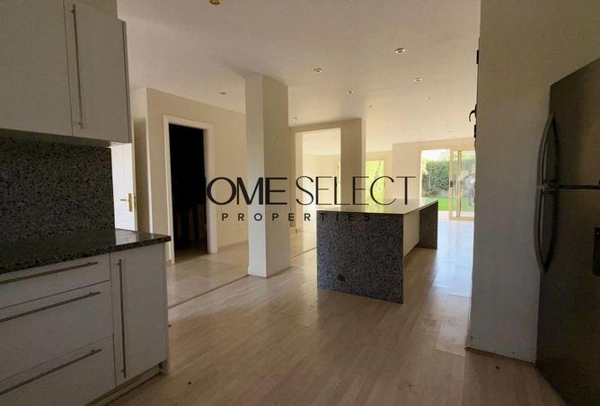 71648026 - Property Image 2