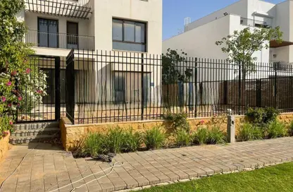 Townhouse - 4 Bedrooms - 5 Bathrooms for sale in Six West - Beverly Hills - Sheikh Zayed Compounds - Sheikh Zayed City - Giza