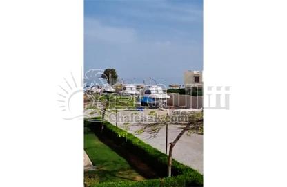 Chalet - 2 Bedrooms - 2 Bathrooms for sale in Aroma Beach - Al Ain Al Sokhna - Suez