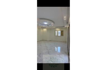 Apartment - 3 Bedrooms - 2 Bathrooms for rent in Al Safa St. - Sheikh Zayed City - Giza