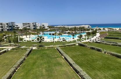 Chalet - 2 Bedrooms - 2 Bathrooms for sale in Fouka Bay - Ras Al Hekma - North Coast
