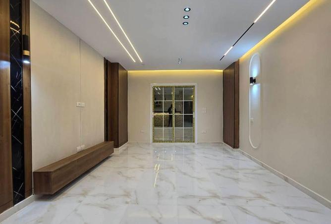 52457174 - Property Image 2