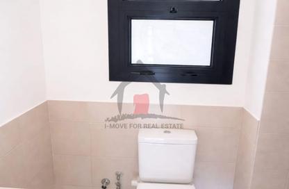 شقة - 2 غرف نوم - 3 حمامات للايجار في أو ويست - كمبوندات 6 أكتوبر - مدينة 6 أكتوبر - الجيزة