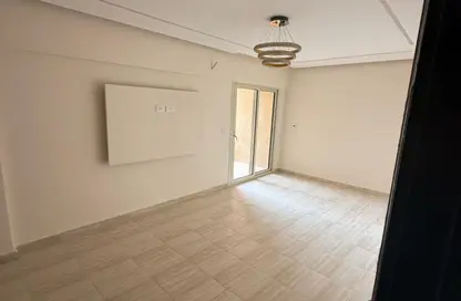 Apartment - 2 Bedrooms - 2 Bathrooms for sale in Capital East - Nasr City Compounds - Nasr City - Cairo