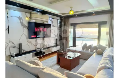 شقة - 2 غرف نوم - 2 حمامات للبيع في شارع كورنيش النيل - المعادي - حي المعادي - القاهرة