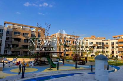 Apartment - 3 Bedrooms - 3 Bathrooms for sale in Granda Life - El Shorouk Compounds - Shorouk City - Cairo