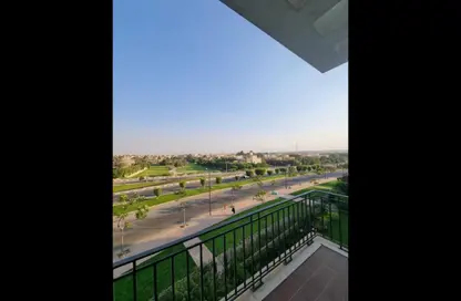 (بنتهاوس  (روف - 4 غرف نوم - 4 حمامات للبيع في بيفرلي هيلز - كمبوندات الشيخ زايد - الشيخ زايد - الجيزة