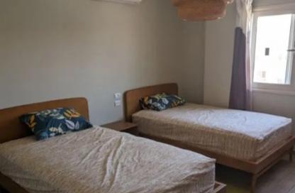 Apartment - 2 Bedrooms - 3 Bathrooms for sale in North Lotus - El Lotus - New Cairo City - Cairo
