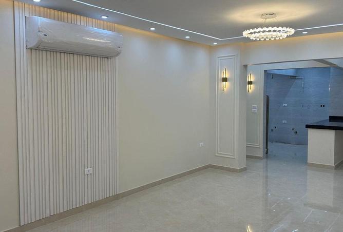 72718142 - Property Image 2