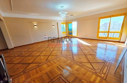 Apartment - 2 Bedrooms - 2 Bathrooms for sale in Abdel Salam Aref St. - Glim - Hay Sharq - Alexandria Apartment - 2 Bedrooms - 2 Bathrooms for sale in Abdel Salam Aref St. - Glim - Hay Sharq - Alexandria