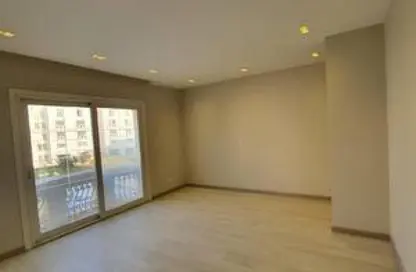 Apartment - 2 Bedrooms - 3 Bathrooms for sale in Mountain View Hyde Park - 5th Settlement Compounds - The 5th Settlement - New Cairo City - Cairo