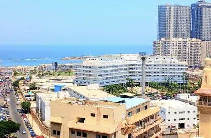 Apartment - 4 Bedrooms - 5 Bathrooms for sale in Abd Al Latif Al Soufani St. - Sidi Gaber - Hay Sharq - Alexandria