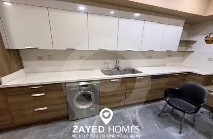 شقة - 3 غرف نوم - 4 حمامات للايجار في ذا كورت ياردز - كمبوندات الشيخ زايد - الشيخ زايد - الجيزة