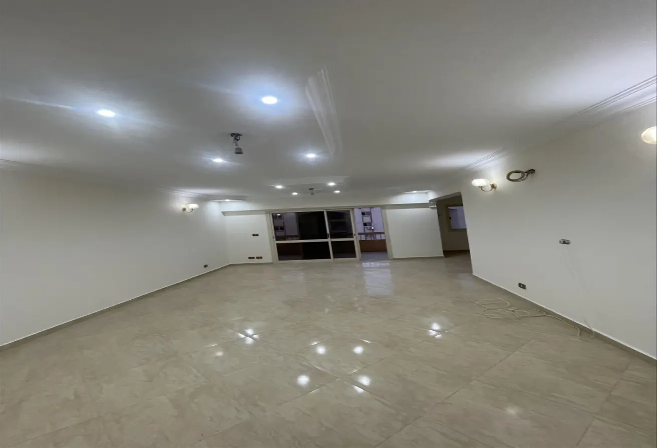 74304059 - Property Main Image