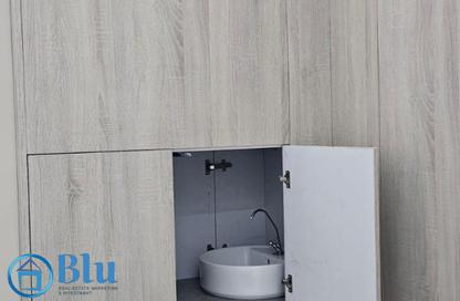 Clinic - Studio - 1 Bathroom for rent in Lake View Residence - 5th Settlement Compounds - The 5th Settlement - New Cairo City - Cairo