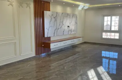 شقة - 3 غرف نوم - 4 حمامات للبيع في الحي السادس عشر - الشيخ زايد - الجيزة