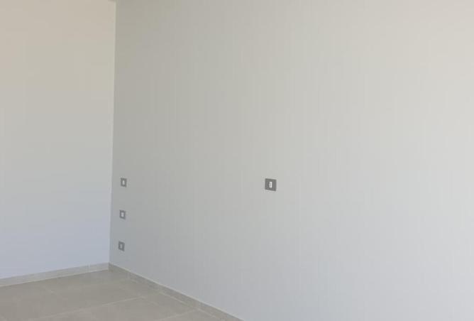 85061328 - Property Image 3