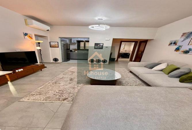 8678067 - Property Main Image