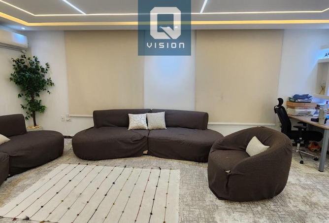 74040652 - Property Image 2