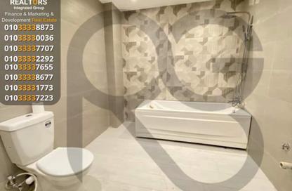 Villa - 7+ Bedrooms - 6 Bathrooms for sale in Touristic 1 - Northern Expansions - 6 October City - Giza