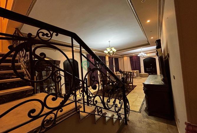 98012052 - Property Image 3