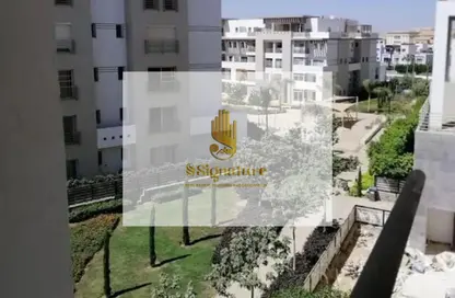 Apartment - 3 Bedrooms - 3 Bathrooms for sale in Hyde Park - New Cairo City - Cairo