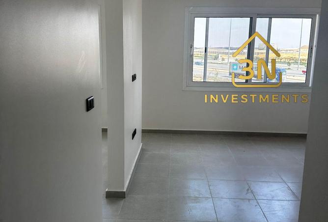 65157990 - Property Image 3