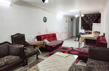 شقة - 3 غرف نوم - 2 حمامات للايجار في الأزاريطة - حي وسط - الاسكندرية